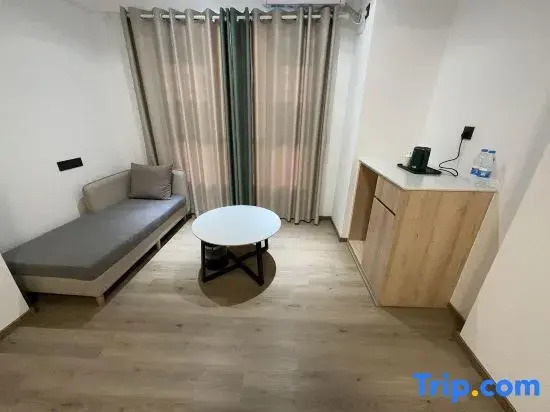 Meet the B&B Mansion
