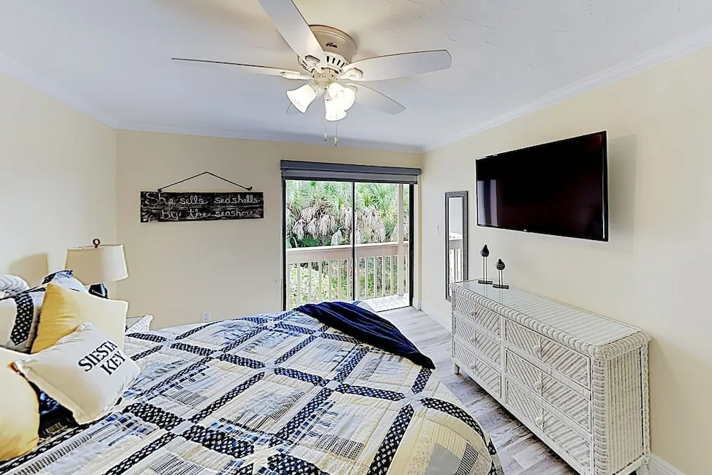 New Listing! Updated Corner Unit W/ Beach Path 3 Bedroom Condo
