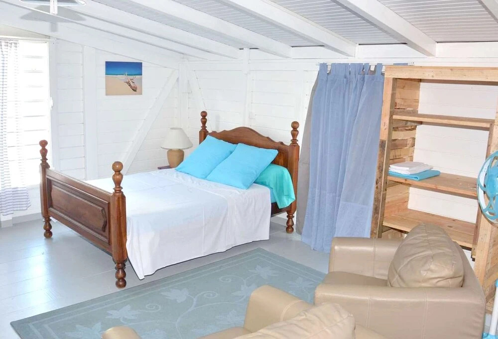 Apartment in a Bungalow on the Beach in Le Carbet Wonder