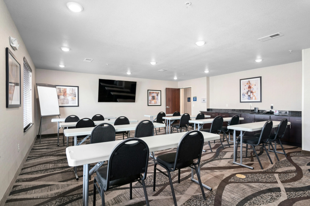 Cobblestone Inn & Suites - Yuma