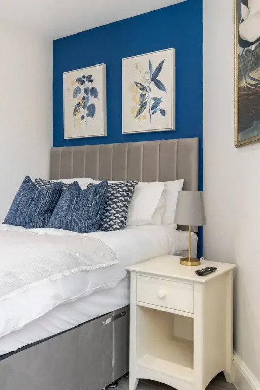 Perfect Flat Next to Highgate Station