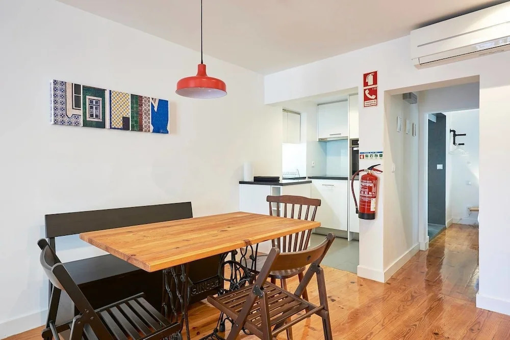 Authentic Apartment in Alfama With Terrace