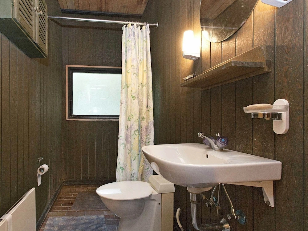 6 Person Holiday Home in Rodby