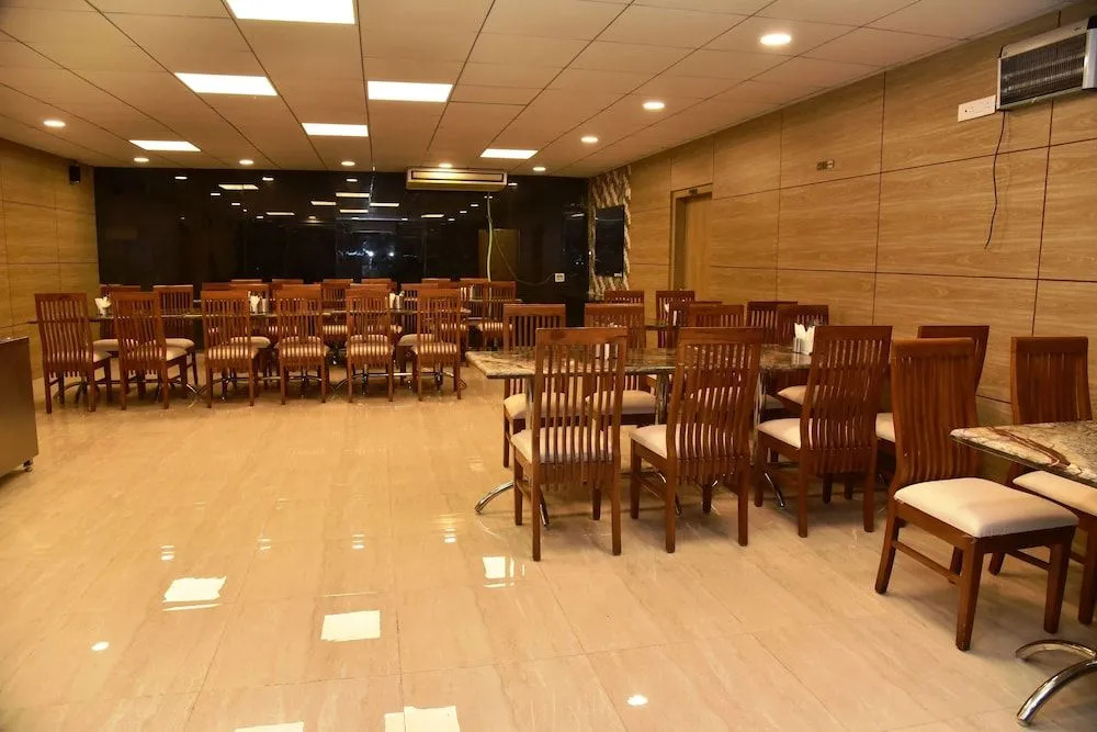 Carina Retreat Resort