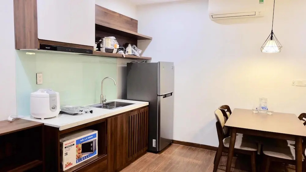 Davis House  Apartment