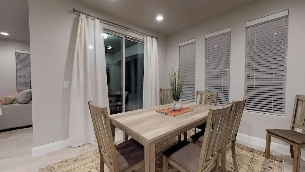 Arroyo Casita 4 Bedroom Townhouse by RedAwning