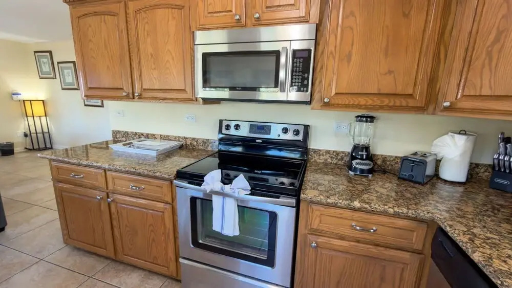 Pompano Beachview Home 4 Bedroom Home by RedAwning