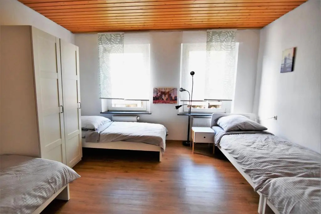 Central Apartment Bergisch Gladbach
