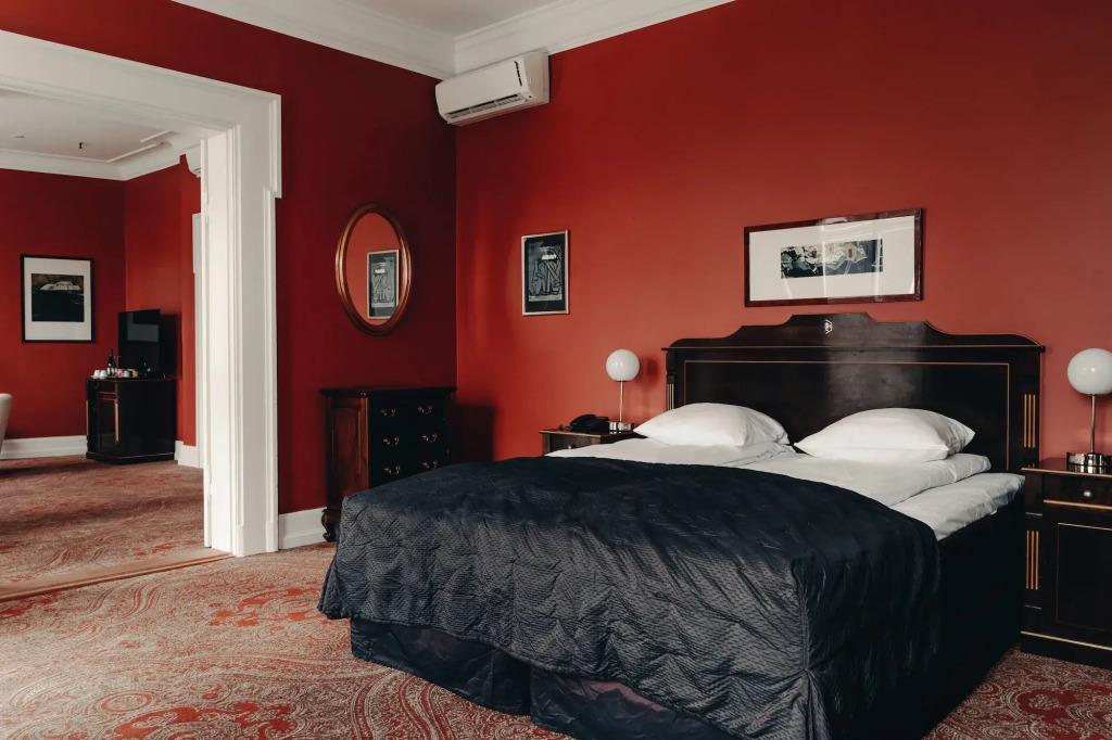 Hotel Royal