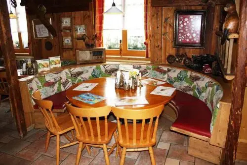 Autobahnrestaurant & Motorhotel Zöbern