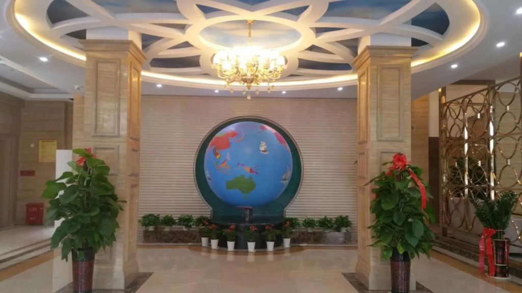 Yiwu Baide Theme Hotel