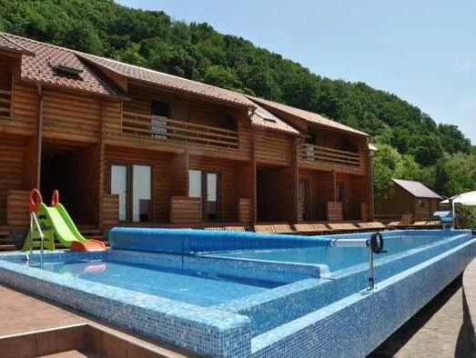 Sunny Mountain Hotel