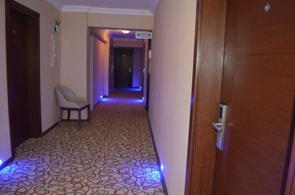 Perama Hotel