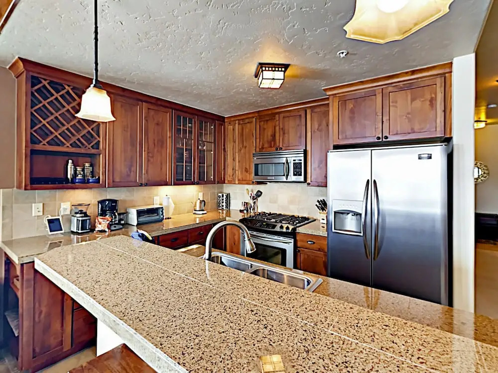 85 Cozens Pointe - 2 Br Townhouse