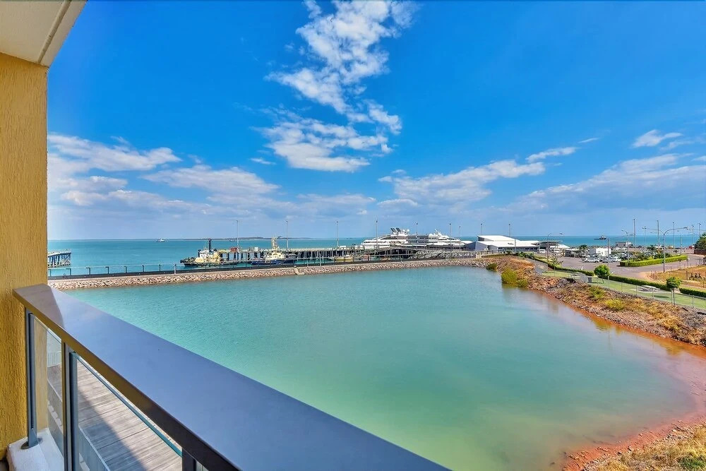 Waterfront Apartment 6208