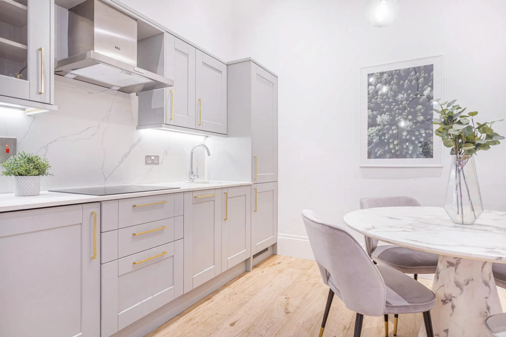 Royal Kensington - Premium 2 bed