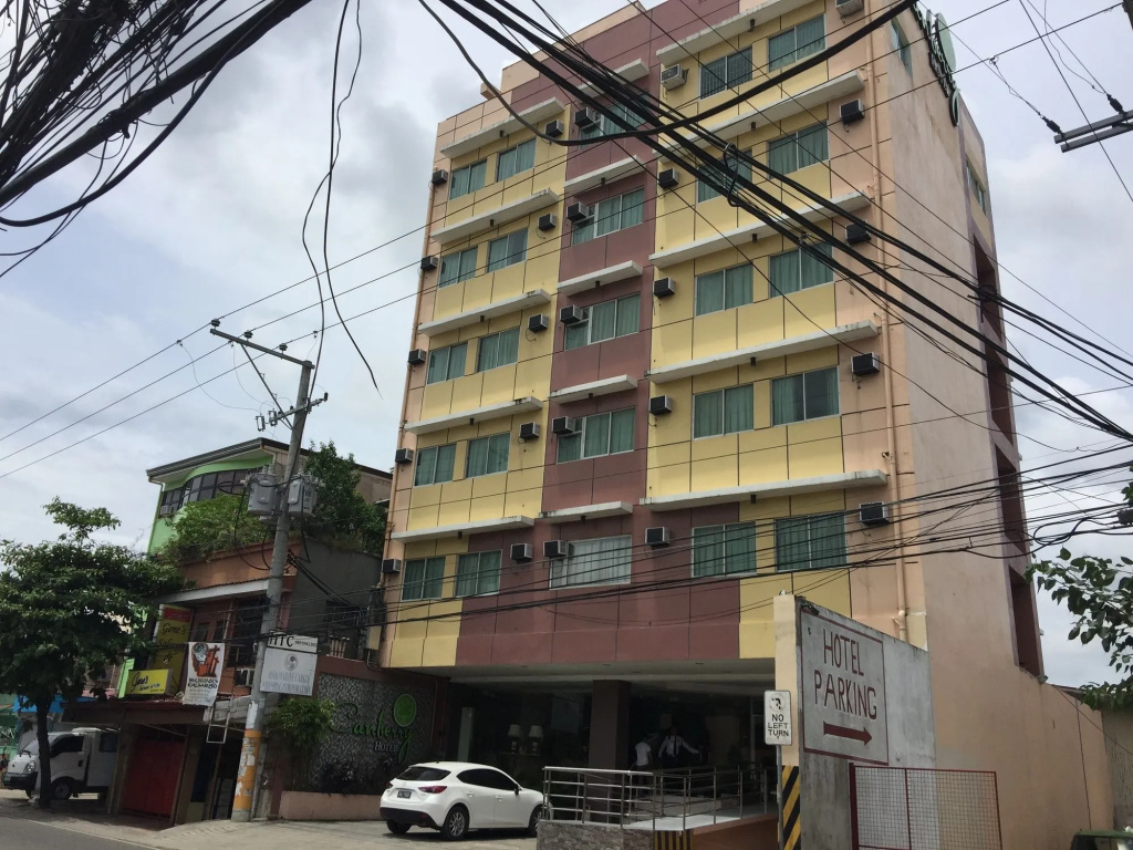 Canberry Hotel
