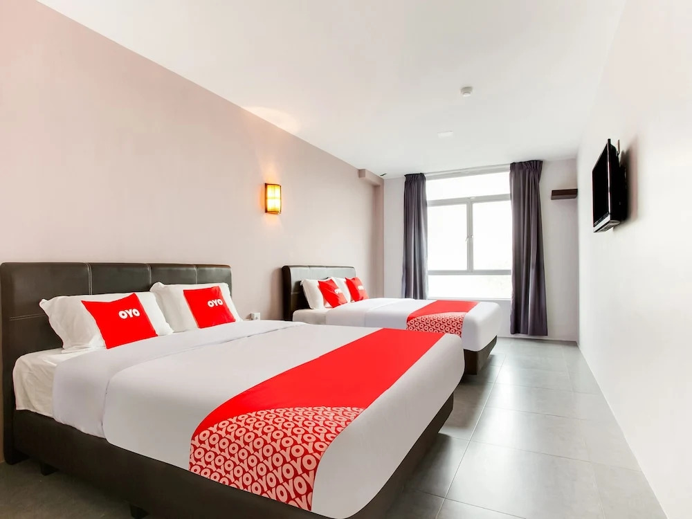 988 Hotel