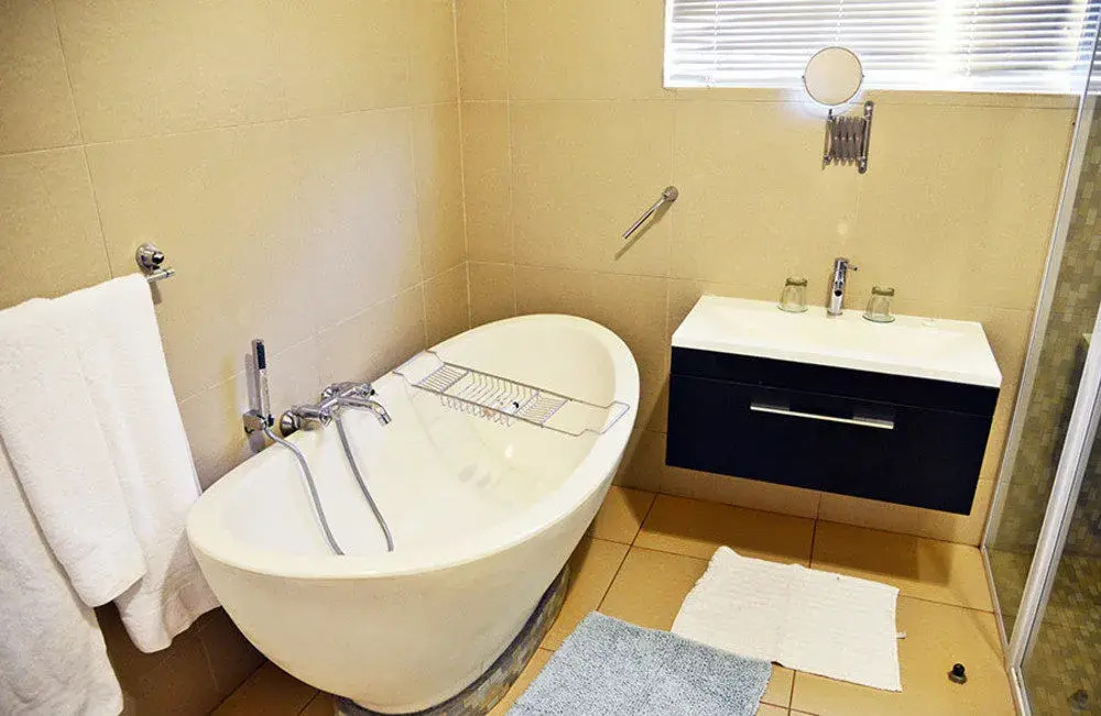 Gatz Guest House
