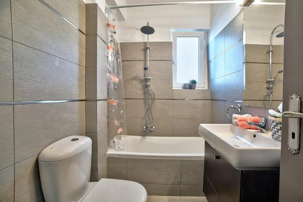 Beautiful Apartment in Glyfada Center