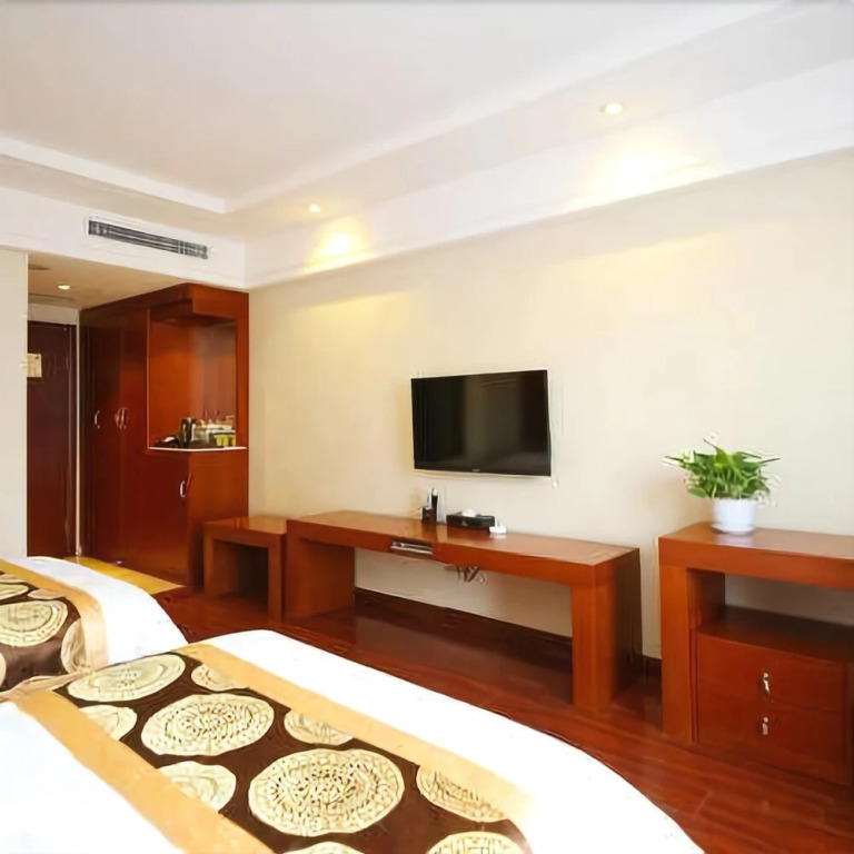 Liyade Hotel