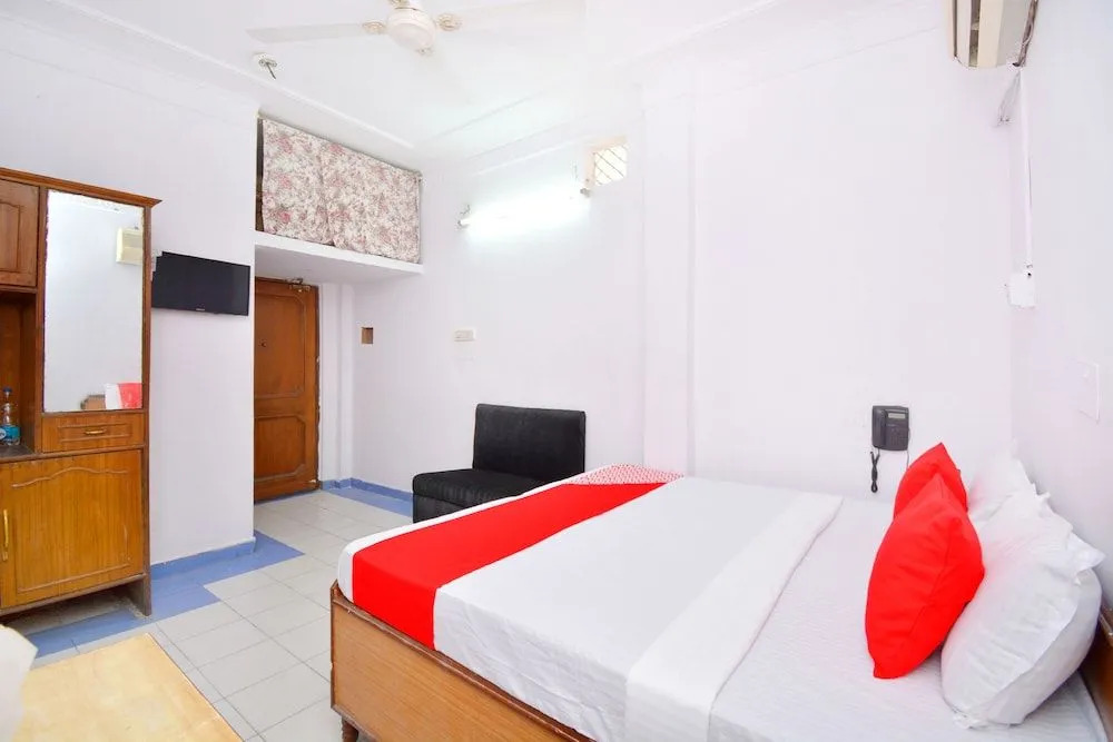 OYO 40793 Hotel S--55 Inn