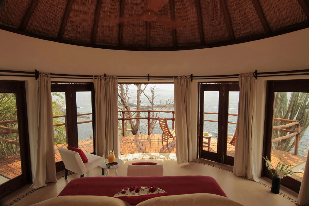 Zoa Hotel