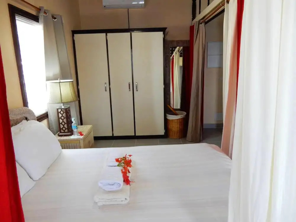 House with One Bedroom in Saint-Martin, with Wonderful Sea View, Furnished Garden And Wifi - 100 M From the Beach