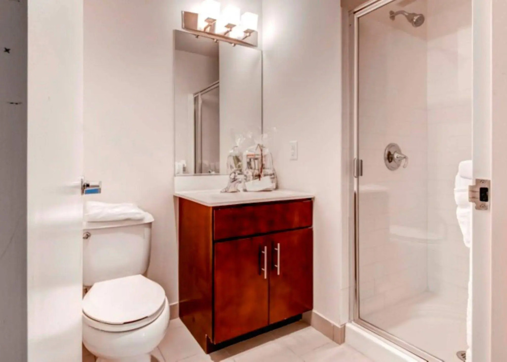 Global Luxury Suites at Westwood