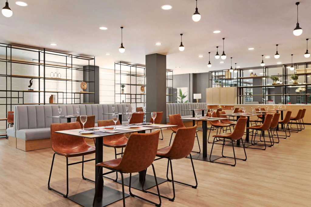 Ramada by Wyndham Valencia Almussafes