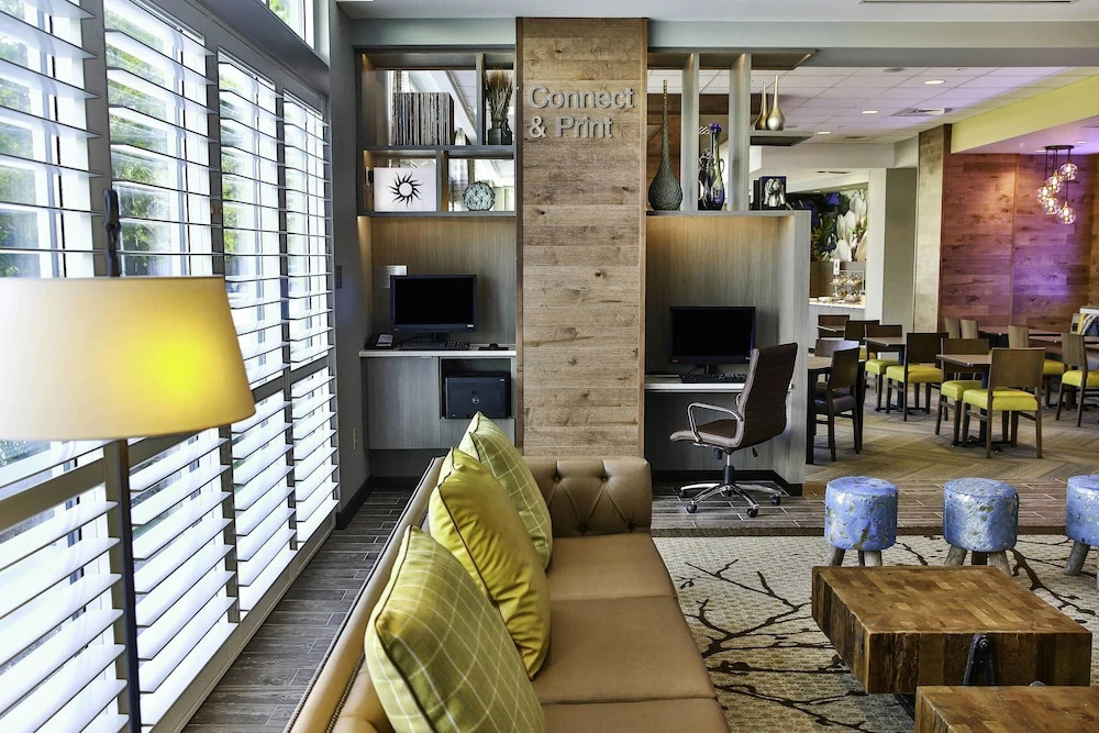 Fairfield Inn & Suites by Marriott Savannah Midtown