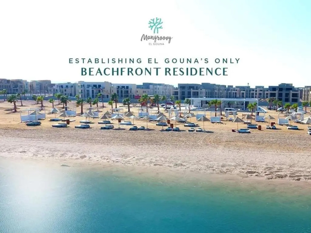 Beautiful modern apartment with access to beach and pools