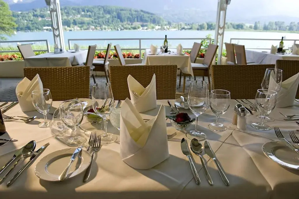 Inselhotel Faakersee