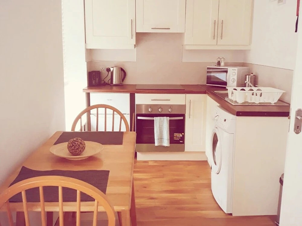 Charles St Serviced Accommodation