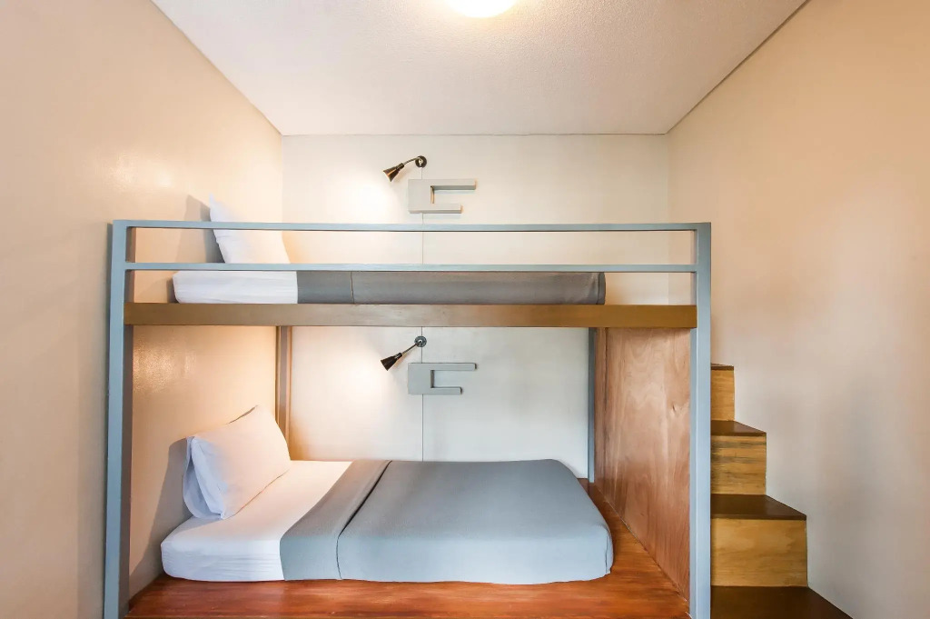 Z Hostel