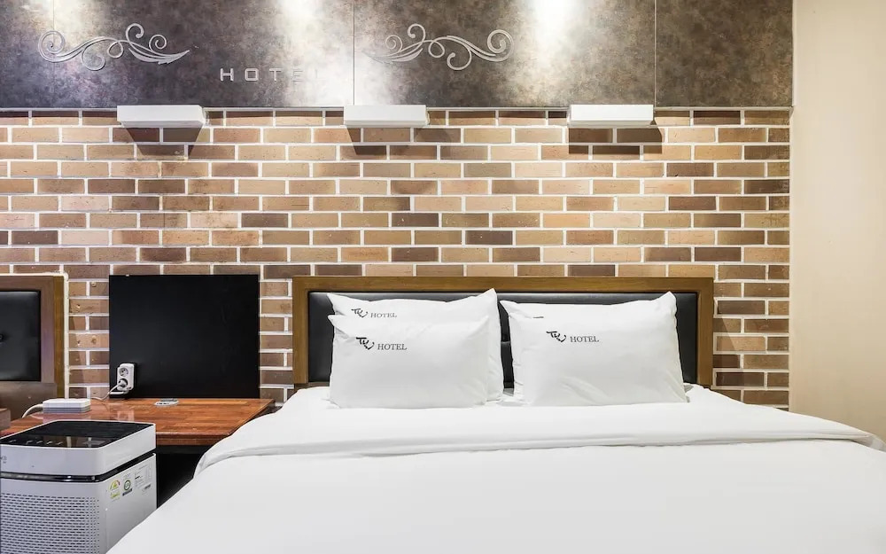 Jinju Feel Hotel