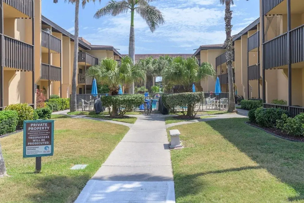 Tiki 331 - Oceanview 1br Condo Sleeps 6 W/ Pools 1 Bedroom Condo