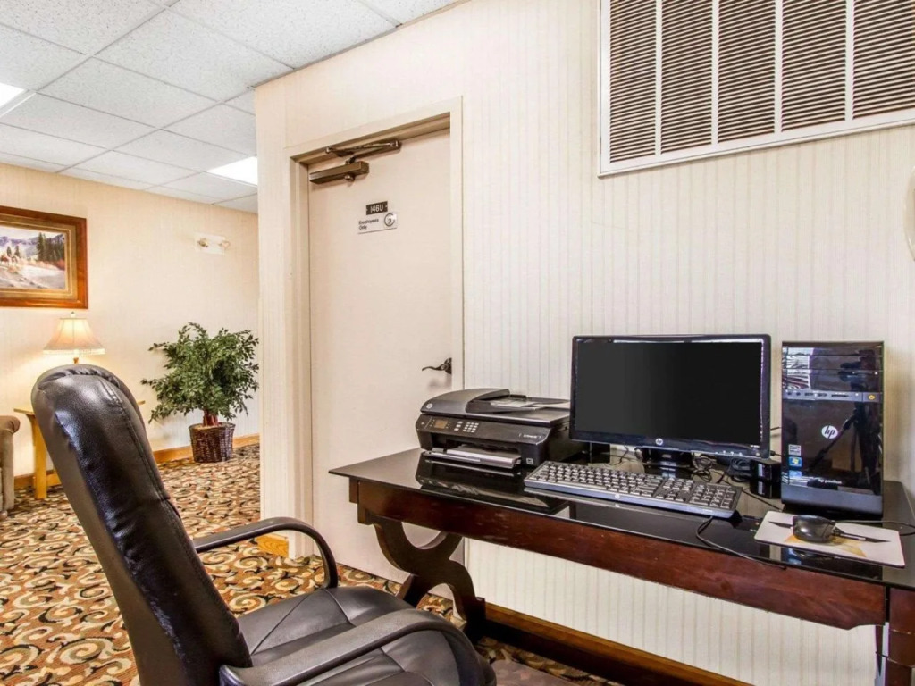Quality Inn & Suites Marion