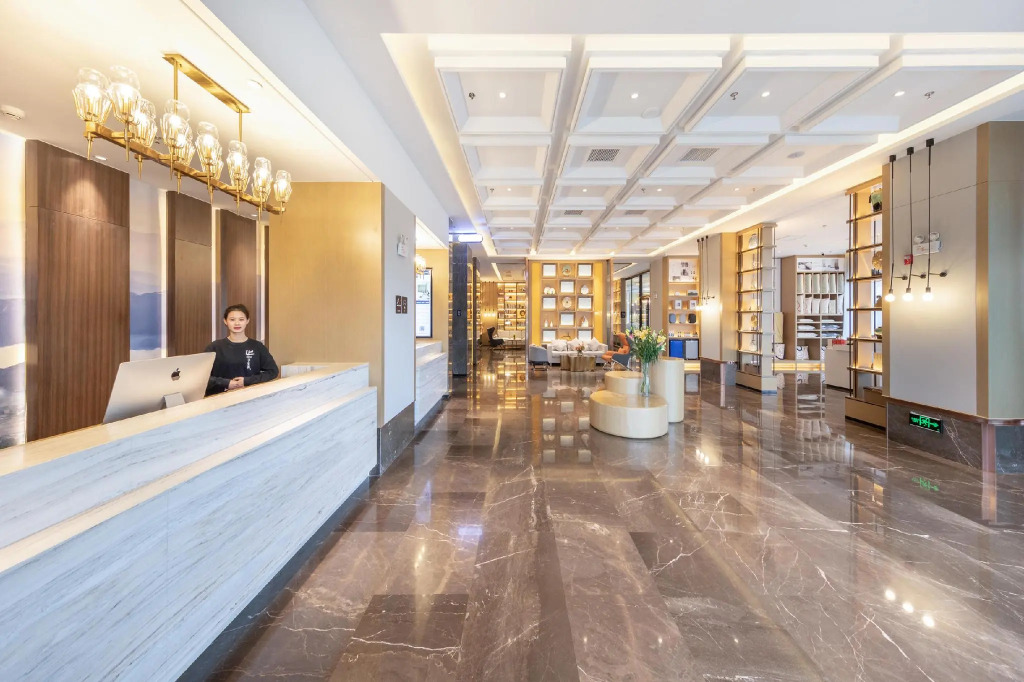 Atour Hotel Kunming Jiantou Building Jingkai District