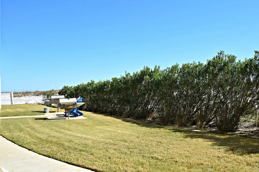 Dolphin Key 2C by RedAwning
