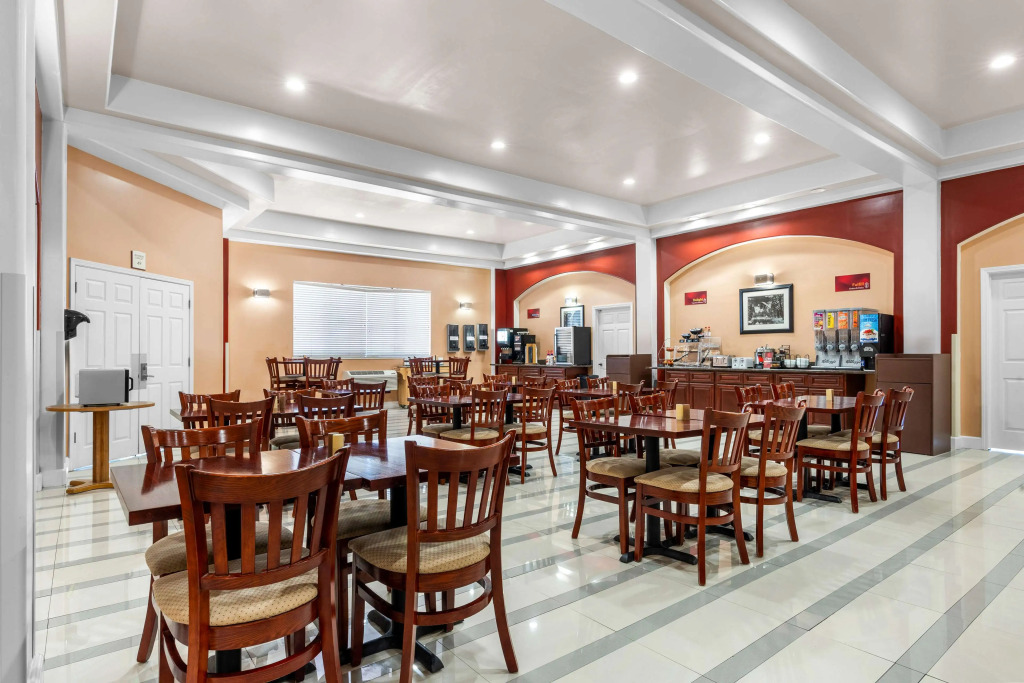 Best Western Plus Yosemite Way Station