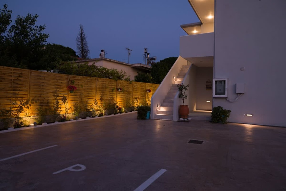 Diana s House 4 - Gytheio Sandy Beach Haven
