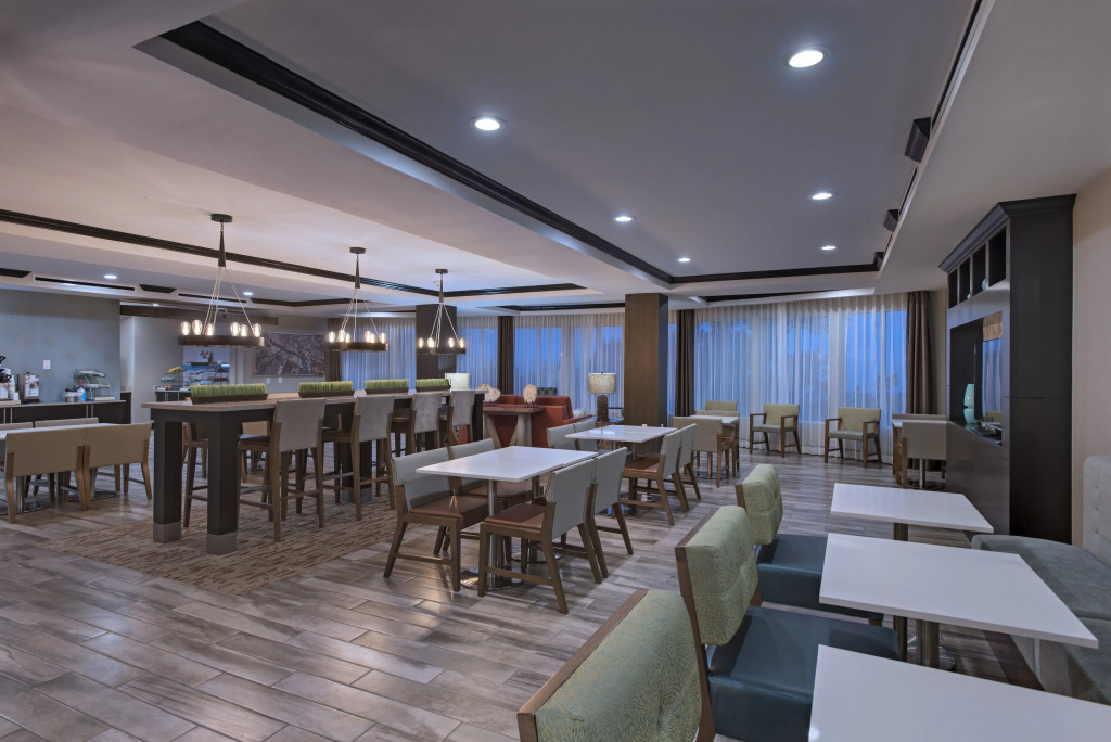 Holiday Inn Express & Suites Austin NW - Four Points by IHG
