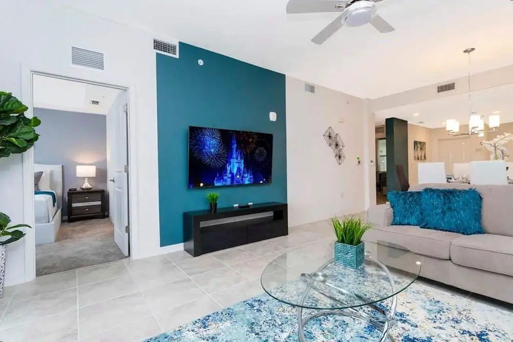 Lake View Resort Condo w Lazy River Near Disney