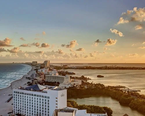 Travelsmart At Royalton Suites Cancun Resort & Spa Exclusive For Wvo Members, Cancun, Mexico