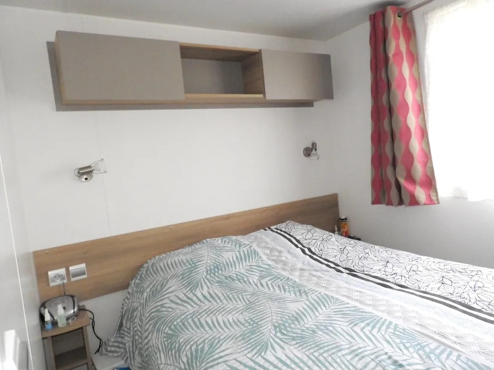 Bungalow With 3 Bedrooms in Valrasplage, With Shared Pool, Terrace and Wifi - 1 km From the Beach
