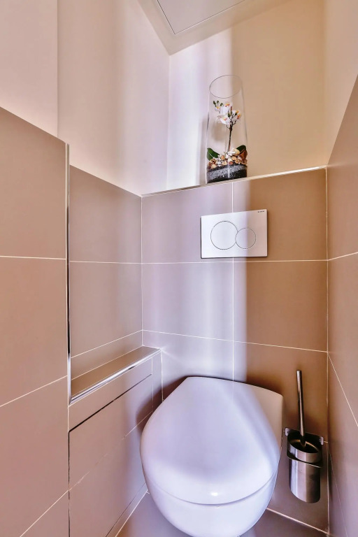 B 368 - TERASSE PERLE RARE - Quartier Latin