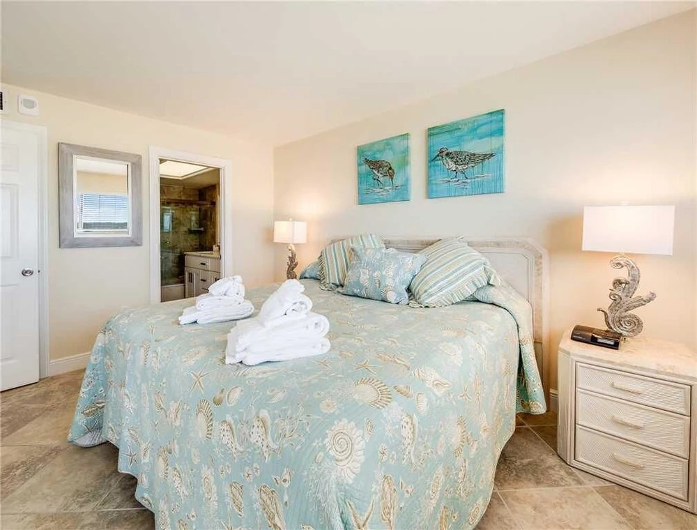 Carlos Pointe 422 - Two Bedroom Condo