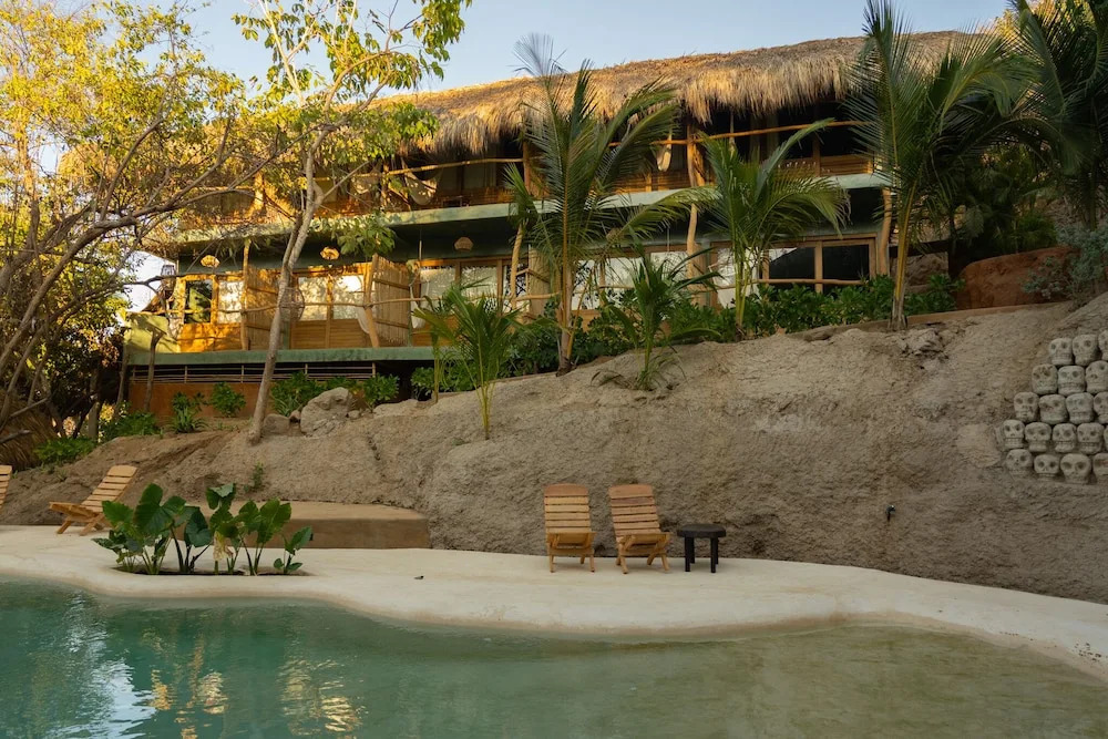 COCOS HOTEL
