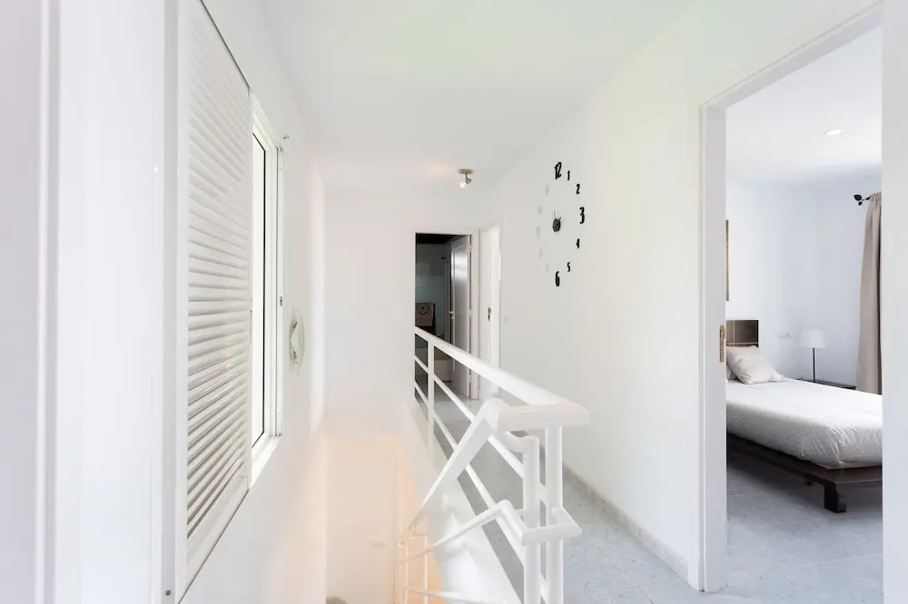 Duplex Acorán with pool and sea view